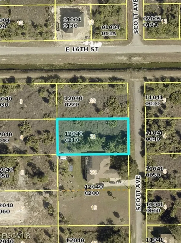 1517 Scott Avenue Lehigh Acres FL 33972