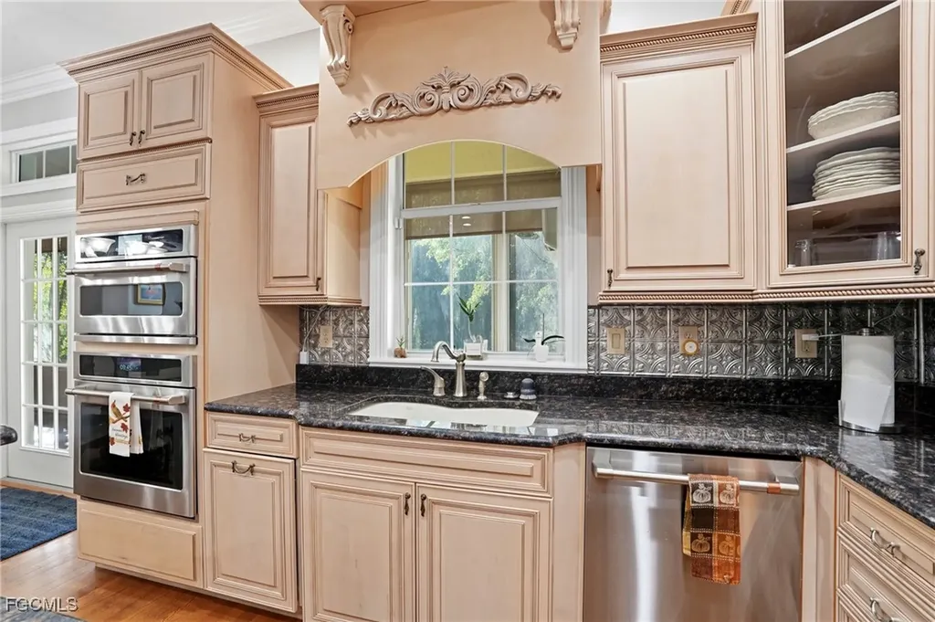 8950 Penzance Boulevard Fort Myers FL 33912