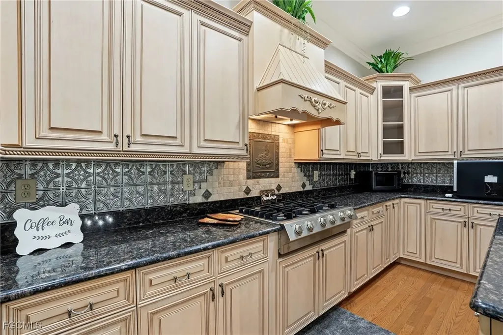 8950 Penzance Boulevard Fort Myers FL 33912