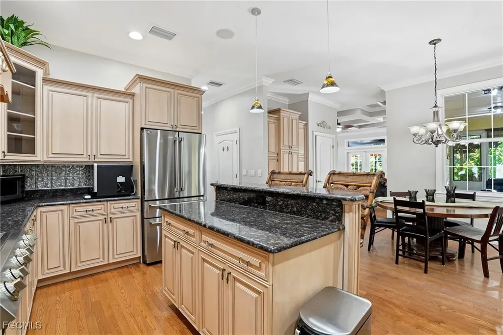 8950 Penzance Boulevard Fort Myers FL 33912