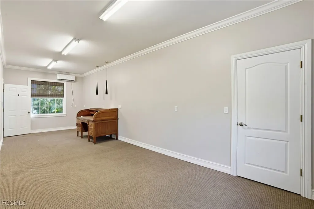 8950 Penzance Boulevard Fort Myers FL 33912