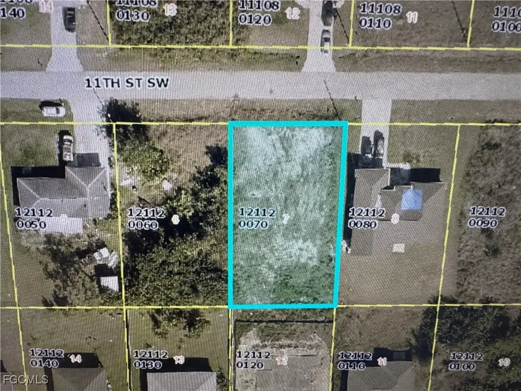 3705 11th Street SW Lehigh Acres FL 33976