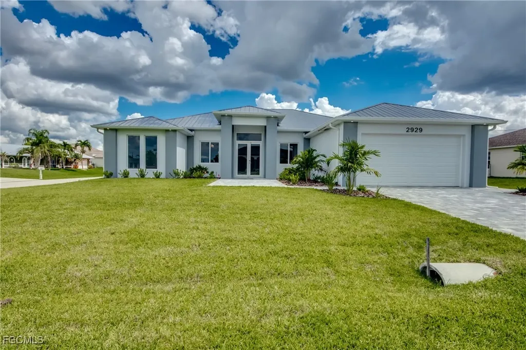 2929 SW 6th Place Cape Coral FL 33914