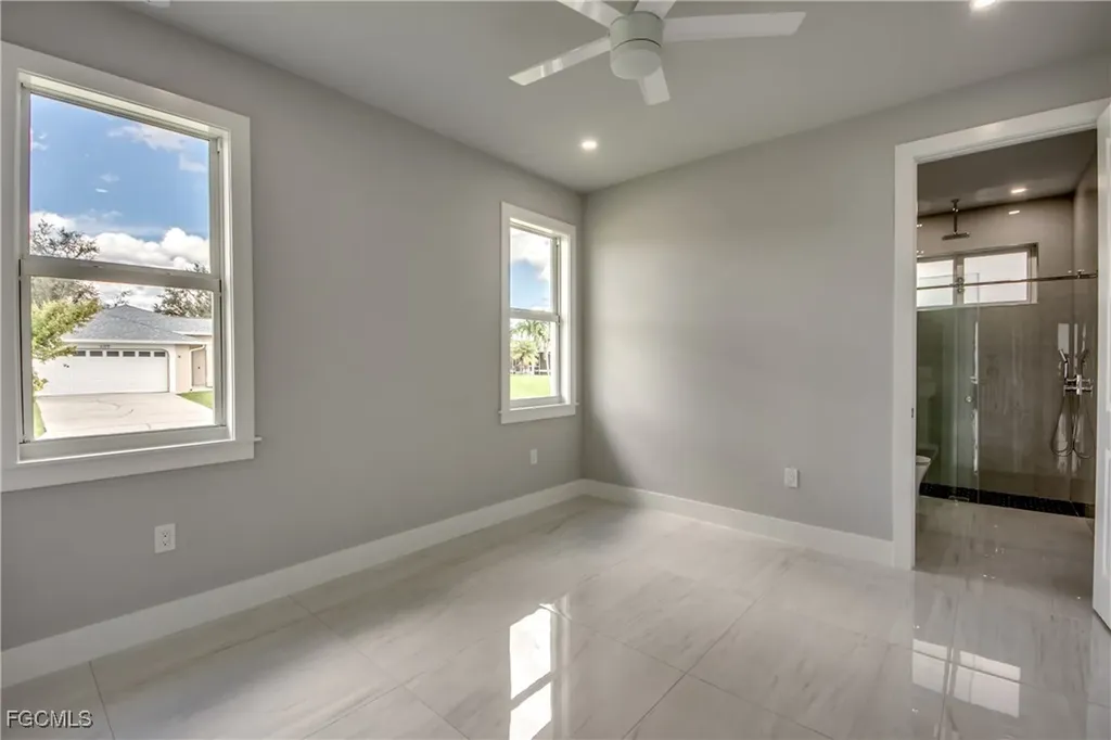 2929 SW 6th Place Cape Coral FL 33914