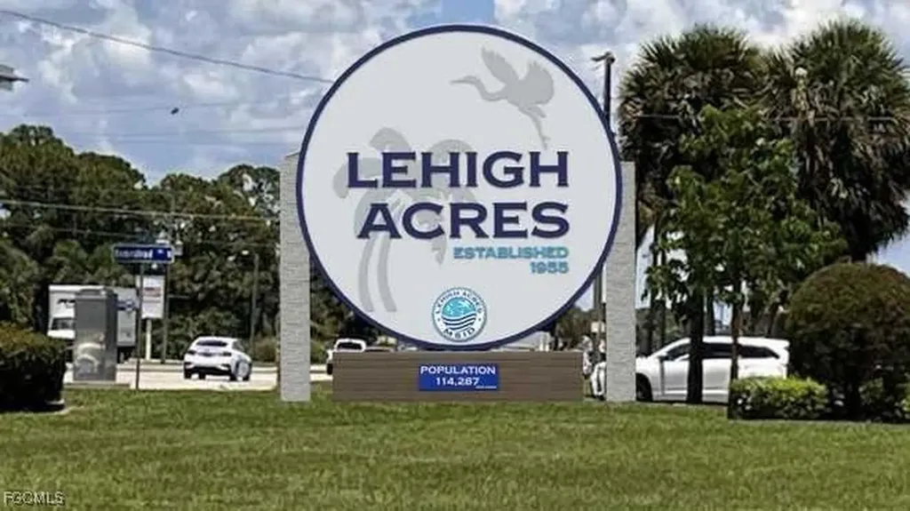 3005 23rd Street W Lehigh Acres FL 33971