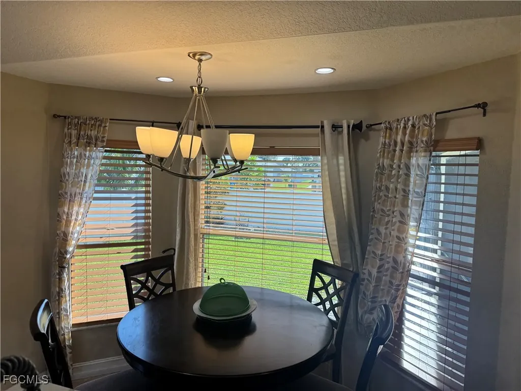 1917 NE 17th Avenue Cape Coral FL 33909