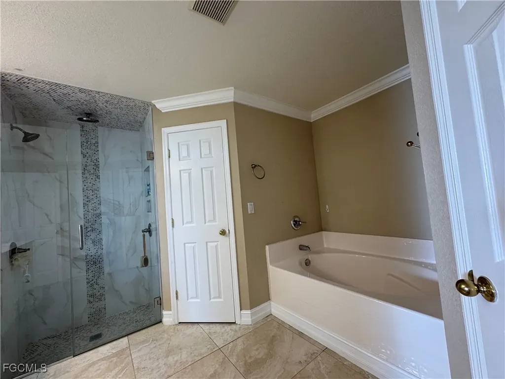 1917 NE 17th Avenue Cape Coral FL 33909