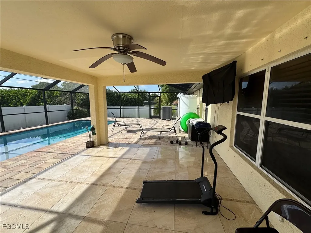 1917 NE 17th Avenue Cape Coral FL 33909