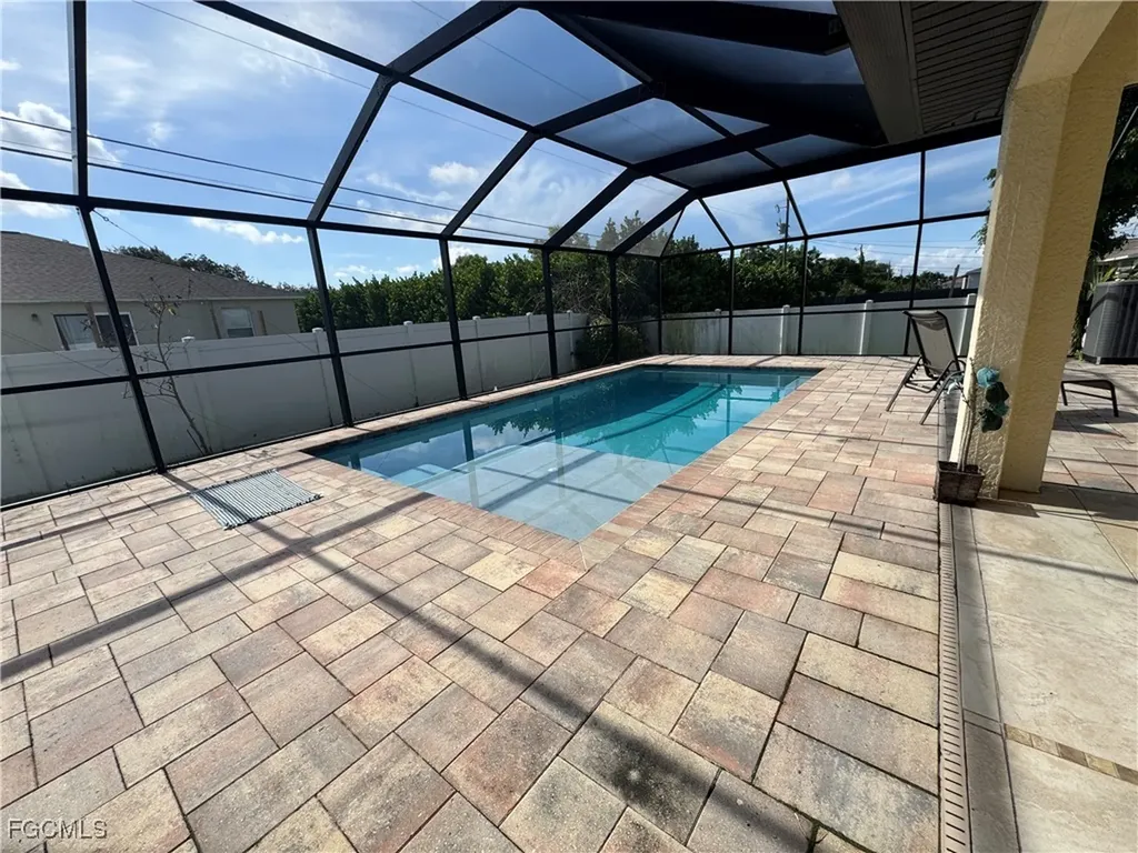 1917 NE 17th Avenue Cape Coral FL 33909