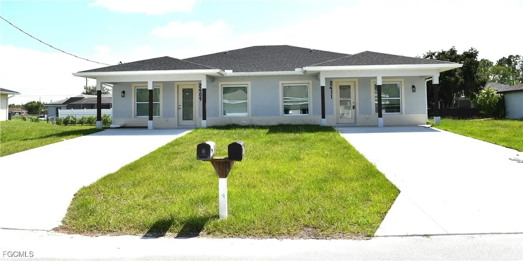 2409/2411 Churchill Avenue N Lehigh Acres FL 33971