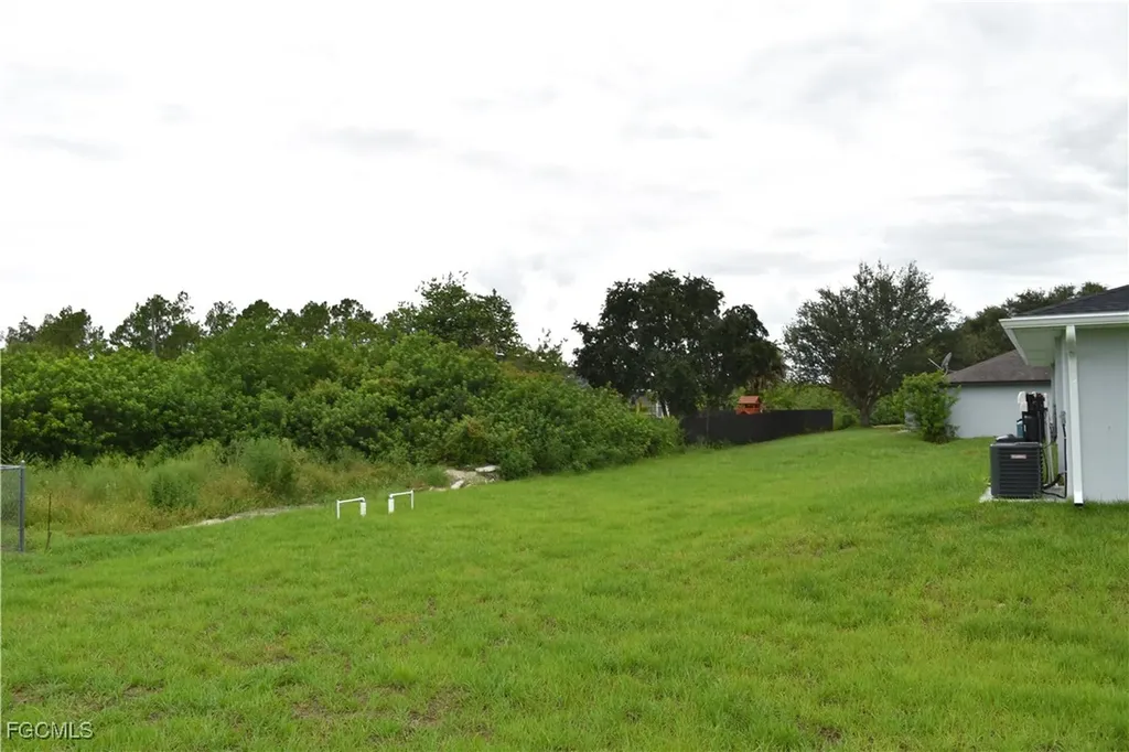 2409/2411 Churchill Avenue N Lehigh Acres FL 33971