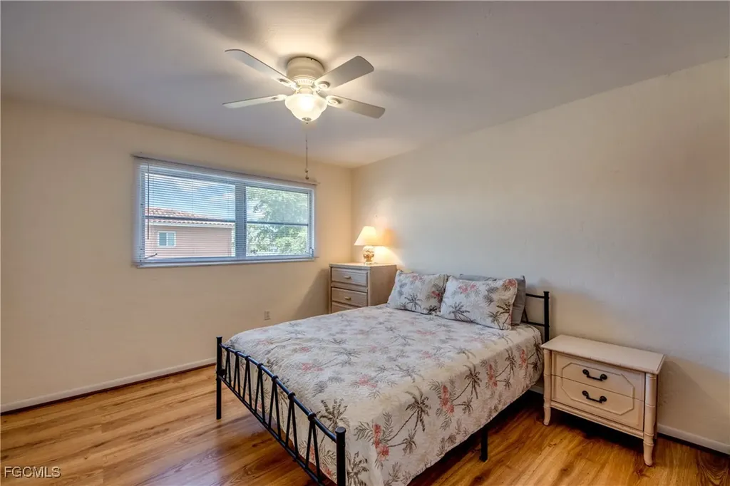909 SE 46th Lane Cape Coral FL 33904