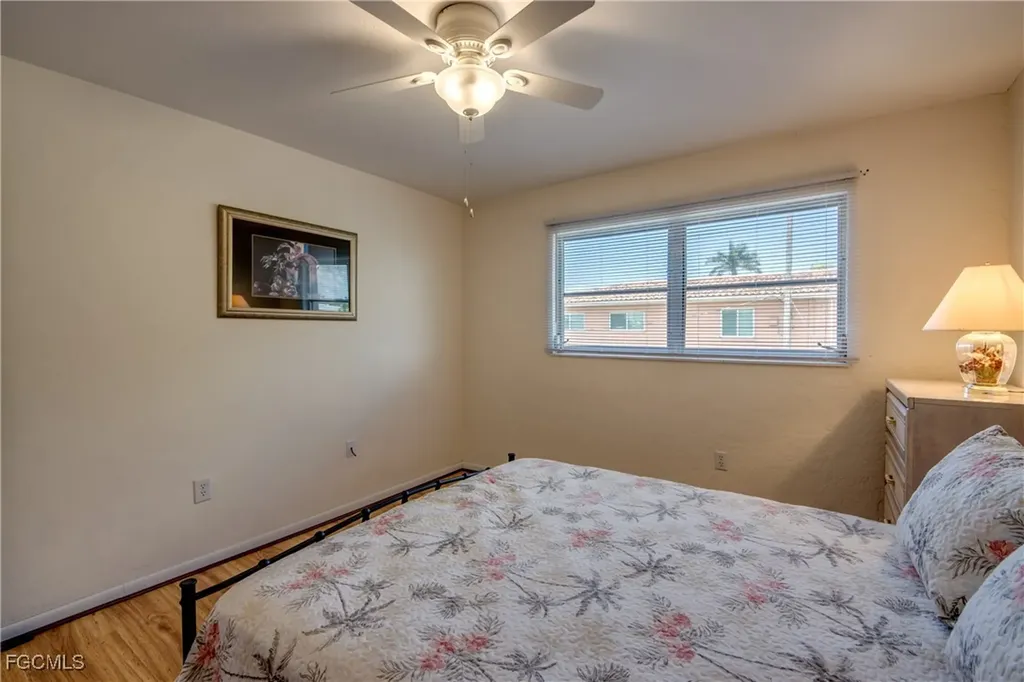 909 SE 46th Lane Cape Coral FL 33904