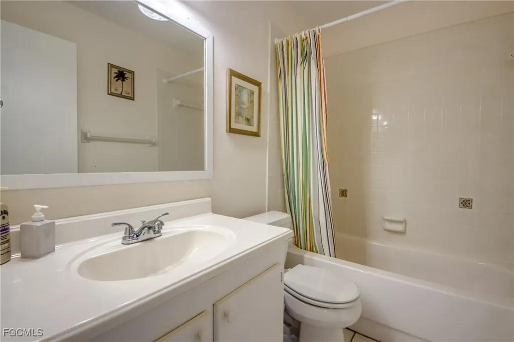 909 SE 46th Lane Cape Coral FL 33904