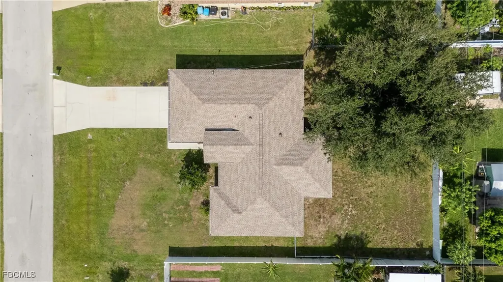 1305 SW 29th Street Cape Coral FL 33914