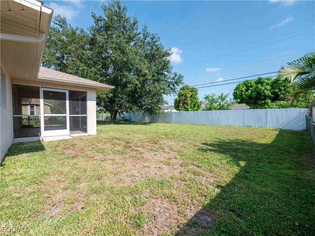 1305 SW 29th Street Cape Coral FL 33914