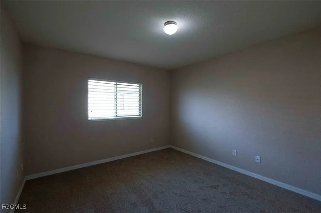 1305 SW 29th Street Cape Coral FL 33914