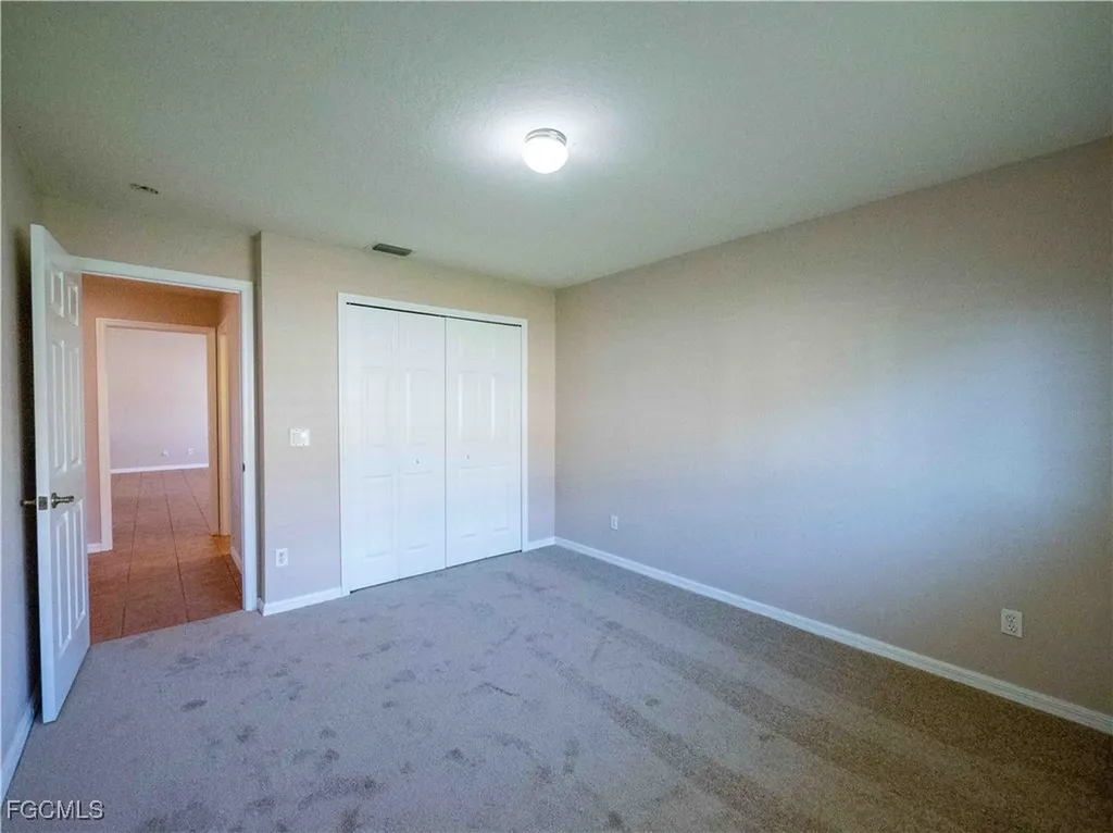 1305 SW 29th Street Cape Coral FL 33914