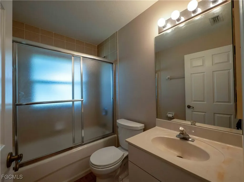 1305 SW 29th Street Cape Coral FL 33914