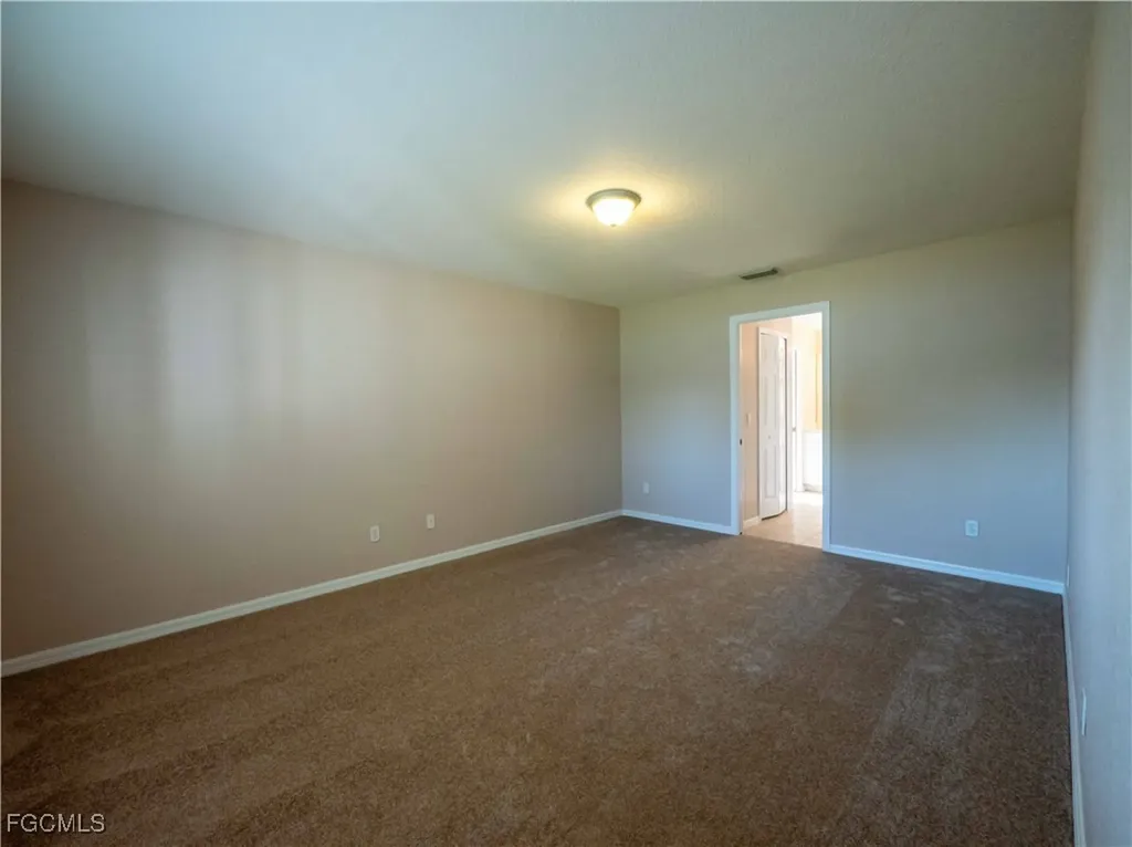 1305 SW 29th Street Cape Coral FL 33914