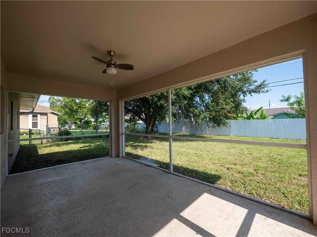 1305 SW 29th Street Cape Coral FL 33914