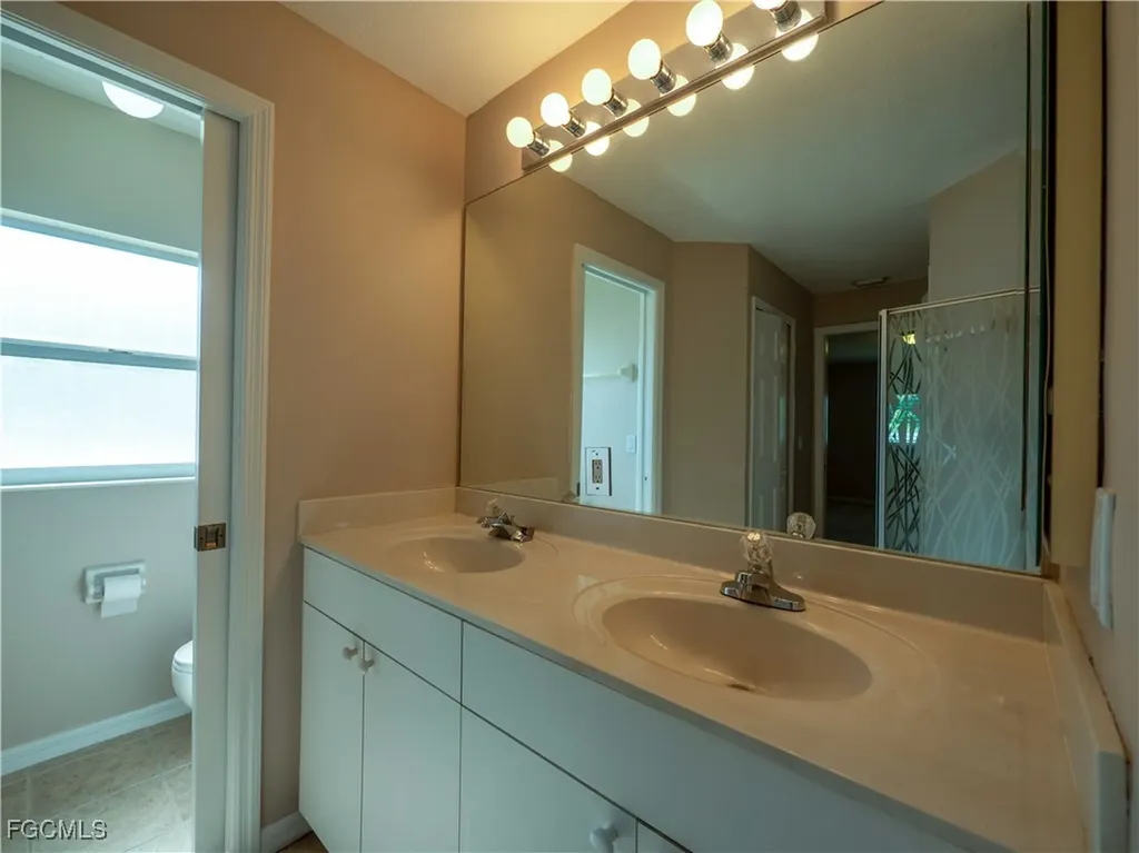 1305 SW 29th Street Cape Coral FL 33914