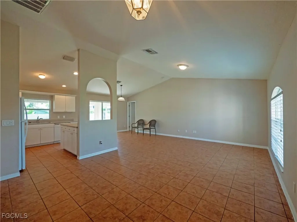 1305 SW 29th Street Cape Coral FL 33914