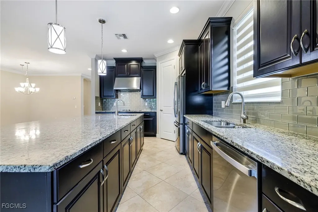 2720 Lambay Court Cape Coral FL 33991