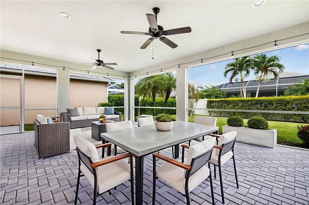 2720 Lambay Court Cape Coral FL 33991