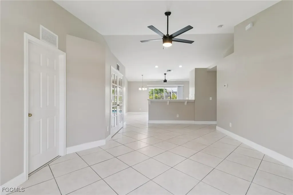 4022 SW 8th Court Cape Coral FL 33914