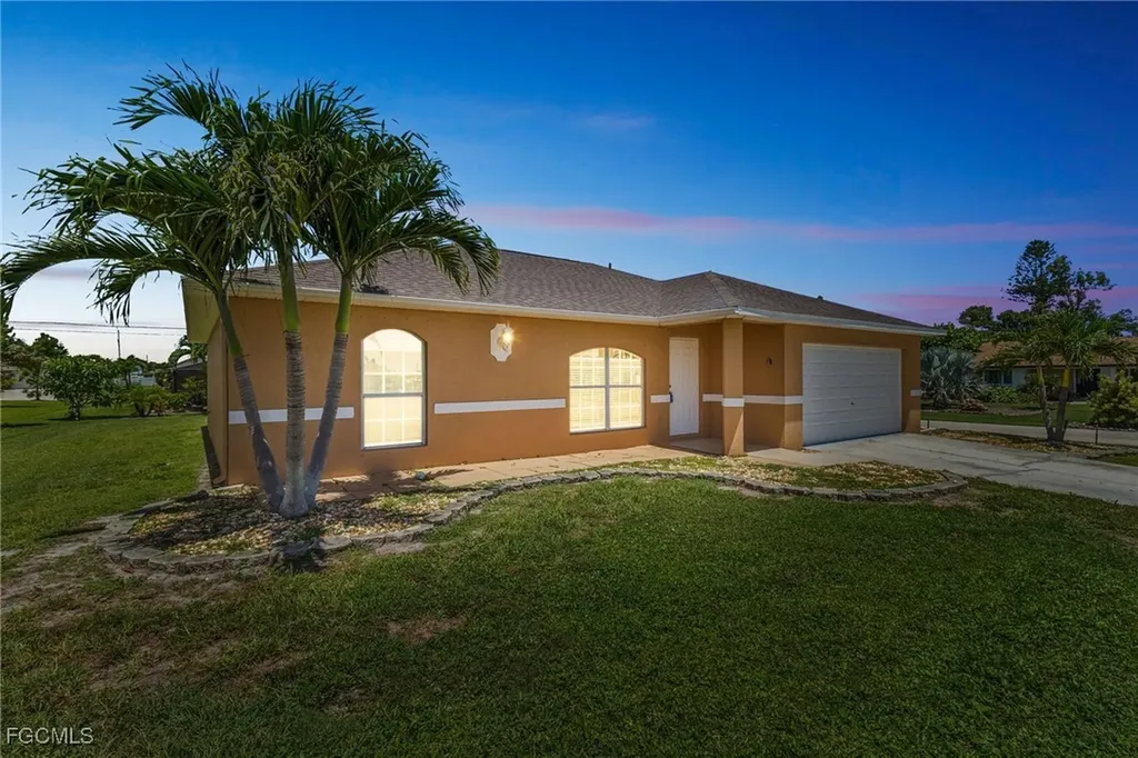 4022 SW 8th Court Cape Coral FL 33914