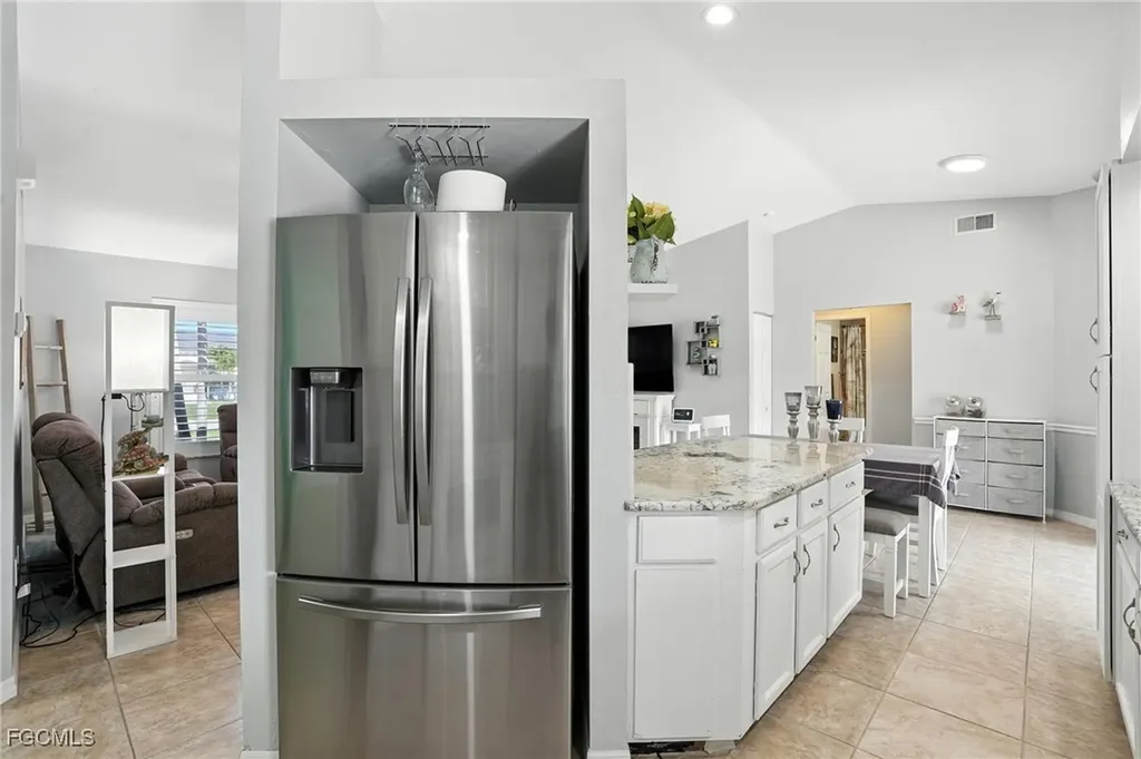 4213 SW 15th Avenue Cape Coral FL 33914