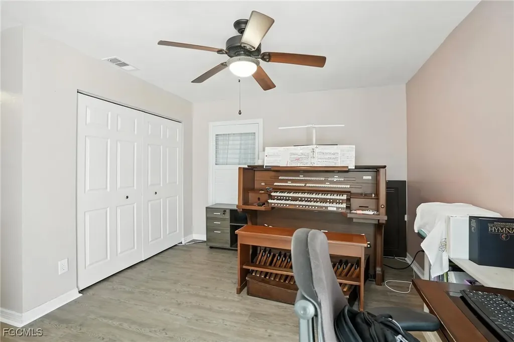 4213 SW 15th Avenue Cape Coral FL 33914