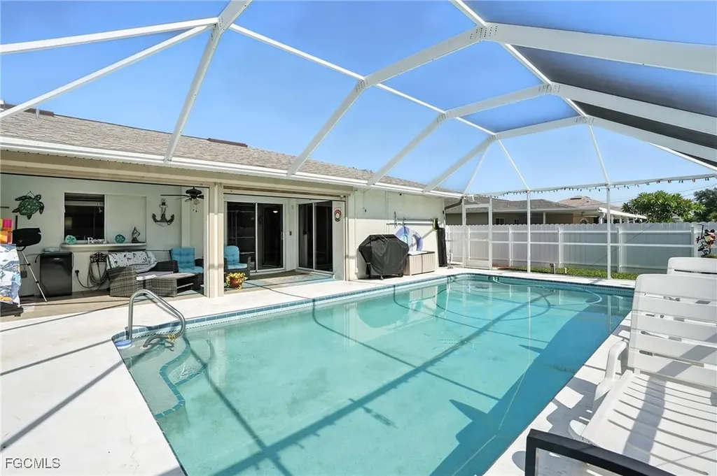 4213 SW 15th Avenue Cape Coral FL 33914