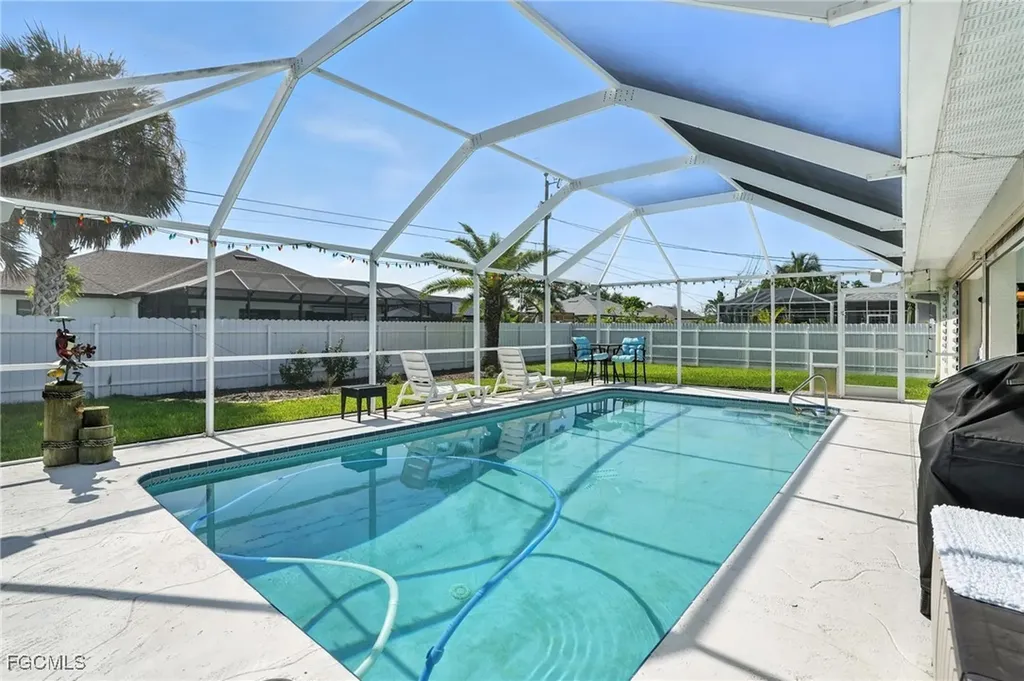 4213 SW 15th Avenue Cape Coral FL 33914