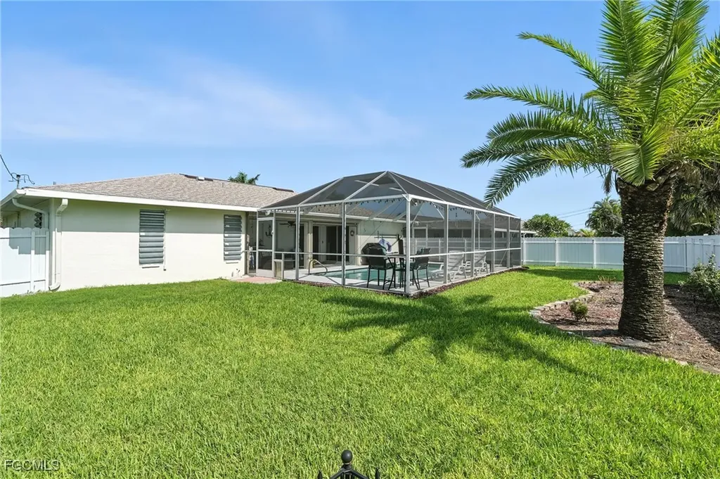 4213 SW 15th Avenue Cape Coral FL 33914