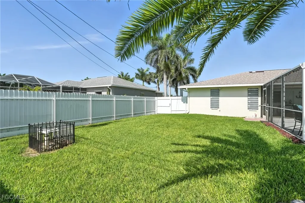 4213 SW 15th Avenue Cape Coral FL 33914