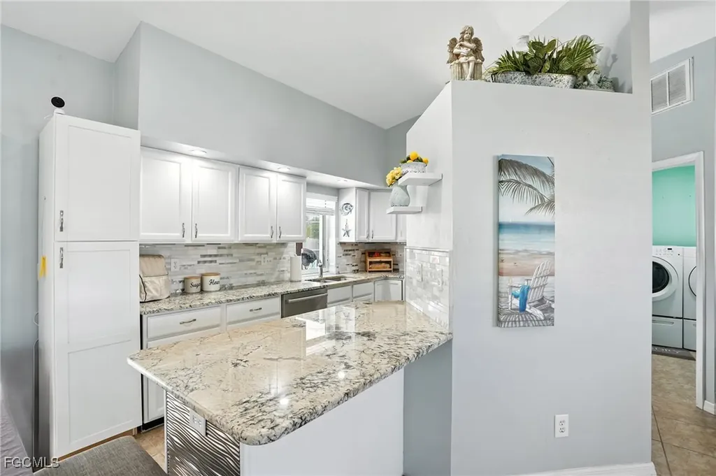 4213 SW 15th Avenue Cape Coral FL 33914