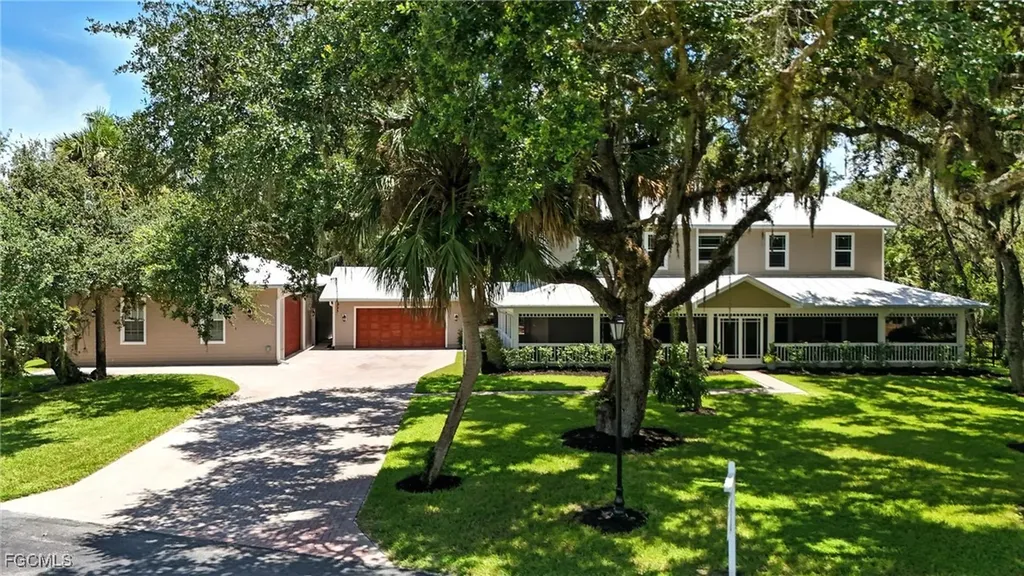 16461 Oakview Circle Alva FL 33920