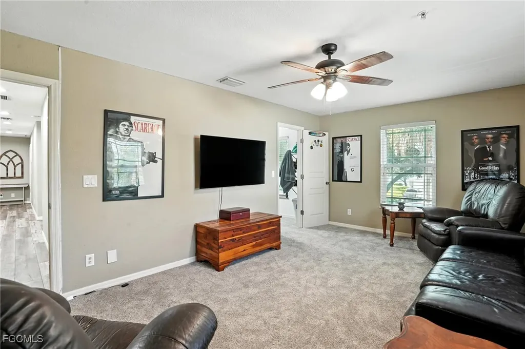 16461 Oakview Circle Alva FL 33920