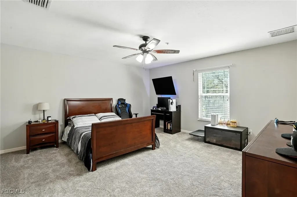 16461 Oakview Circle Alva FL 33920