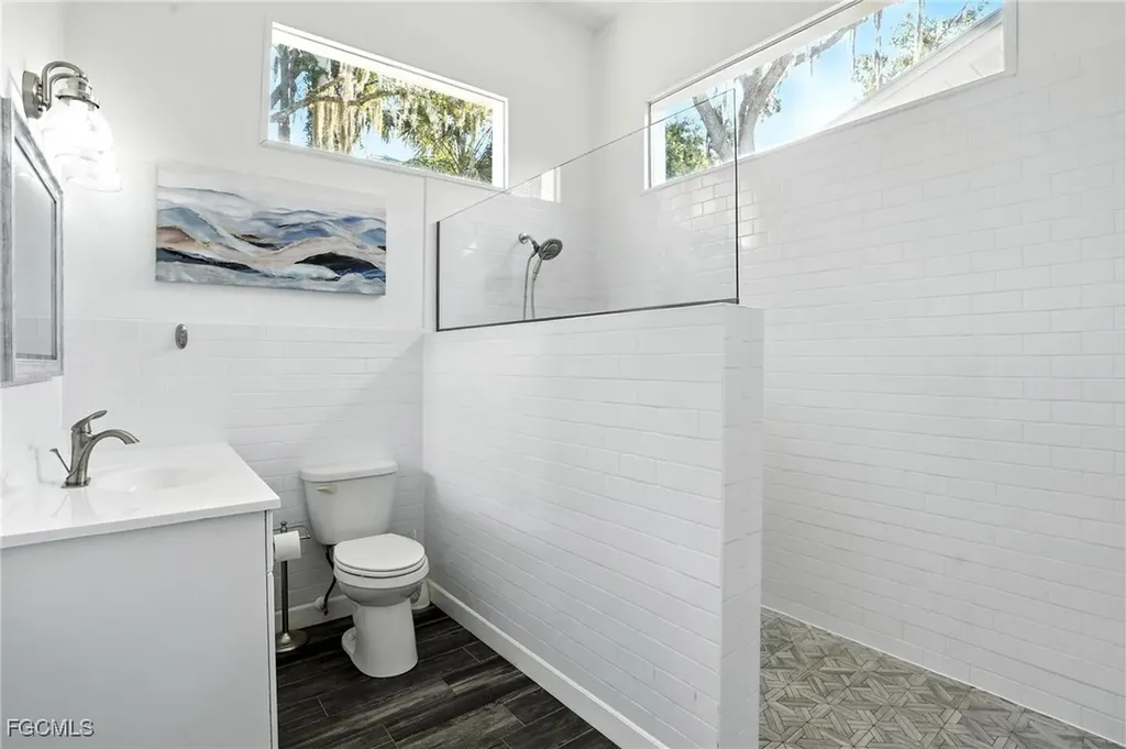 16461 Oakview Circle Alva FL 33920