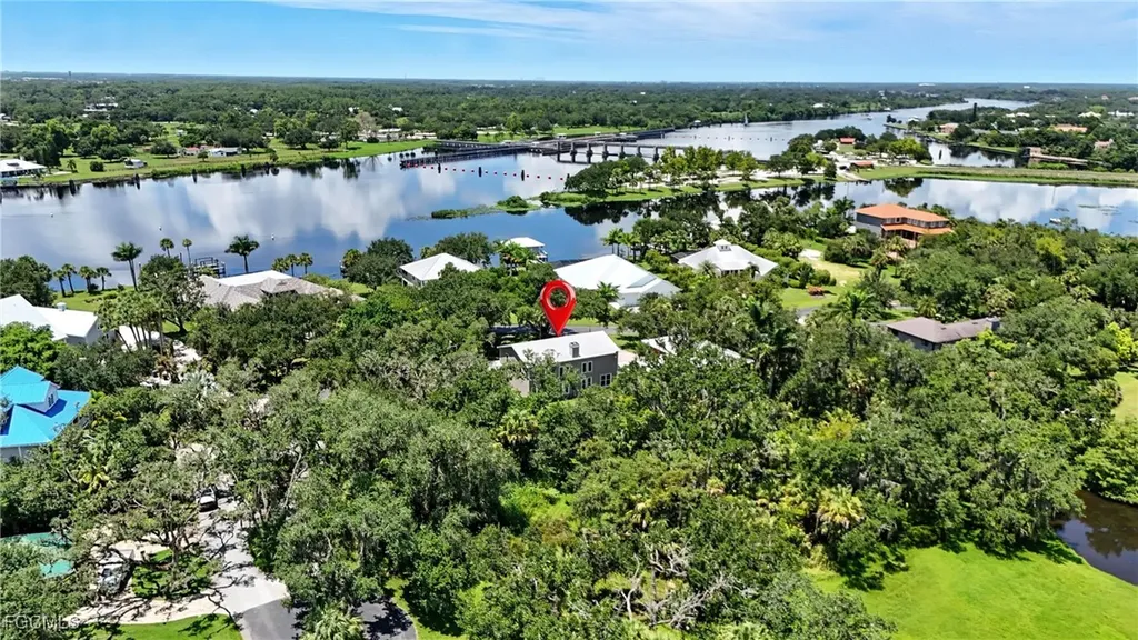 16461 Oakview Circle Alva FL 33920