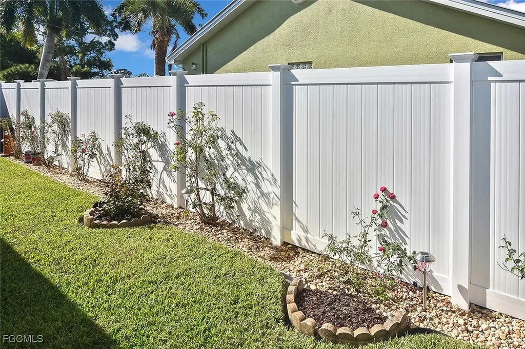 725 Milwaukee Boulevard Lehigh Acres FL 33974
