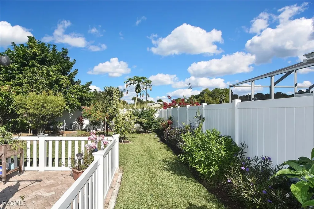 725 Milwaukee Boulevard Lehigh Acres FL 33974