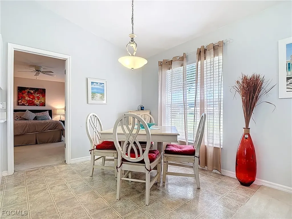 4216 SE 7th Avenue Cape Coral FL 33904