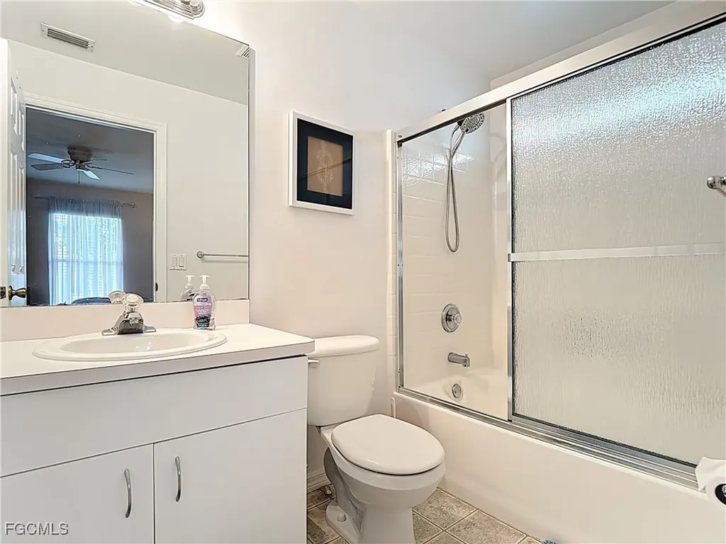 4216 SE 7th Avenue Cape Coral FL 33904