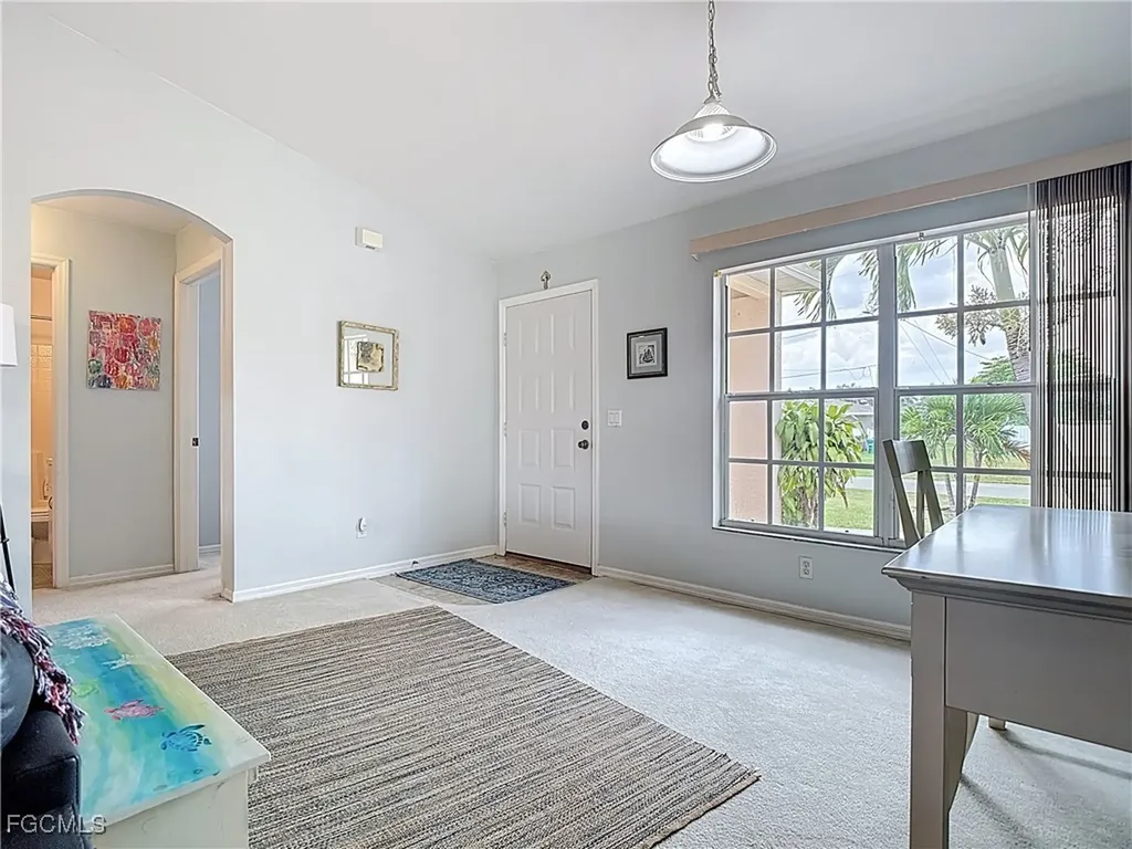 4216 SE 7th Avenue Cape Coral FL 33904