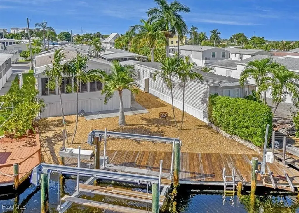 14 Nancy Lane Fort Myers Beach FL 33931