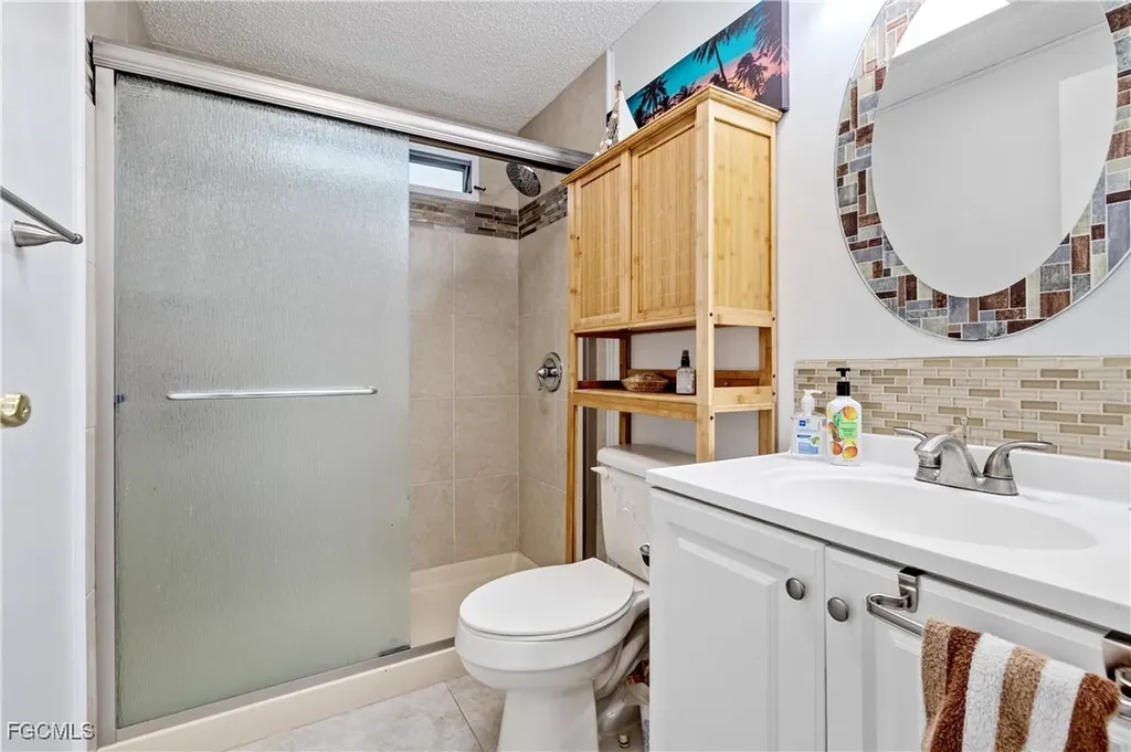 9231 Caloosa Drive North Fort Myers FL 33903